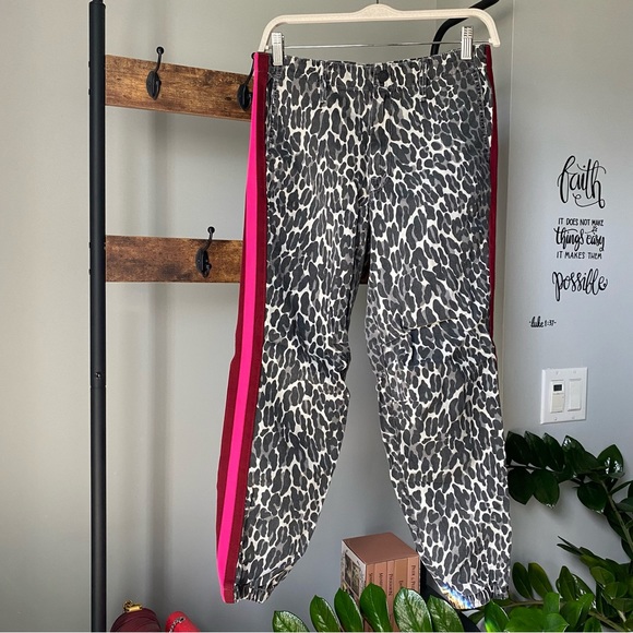 Mother No Zip Misfit Leopard Side Stripe Joggers in jungle eye print size 26 NEW - Picture 7 of 7